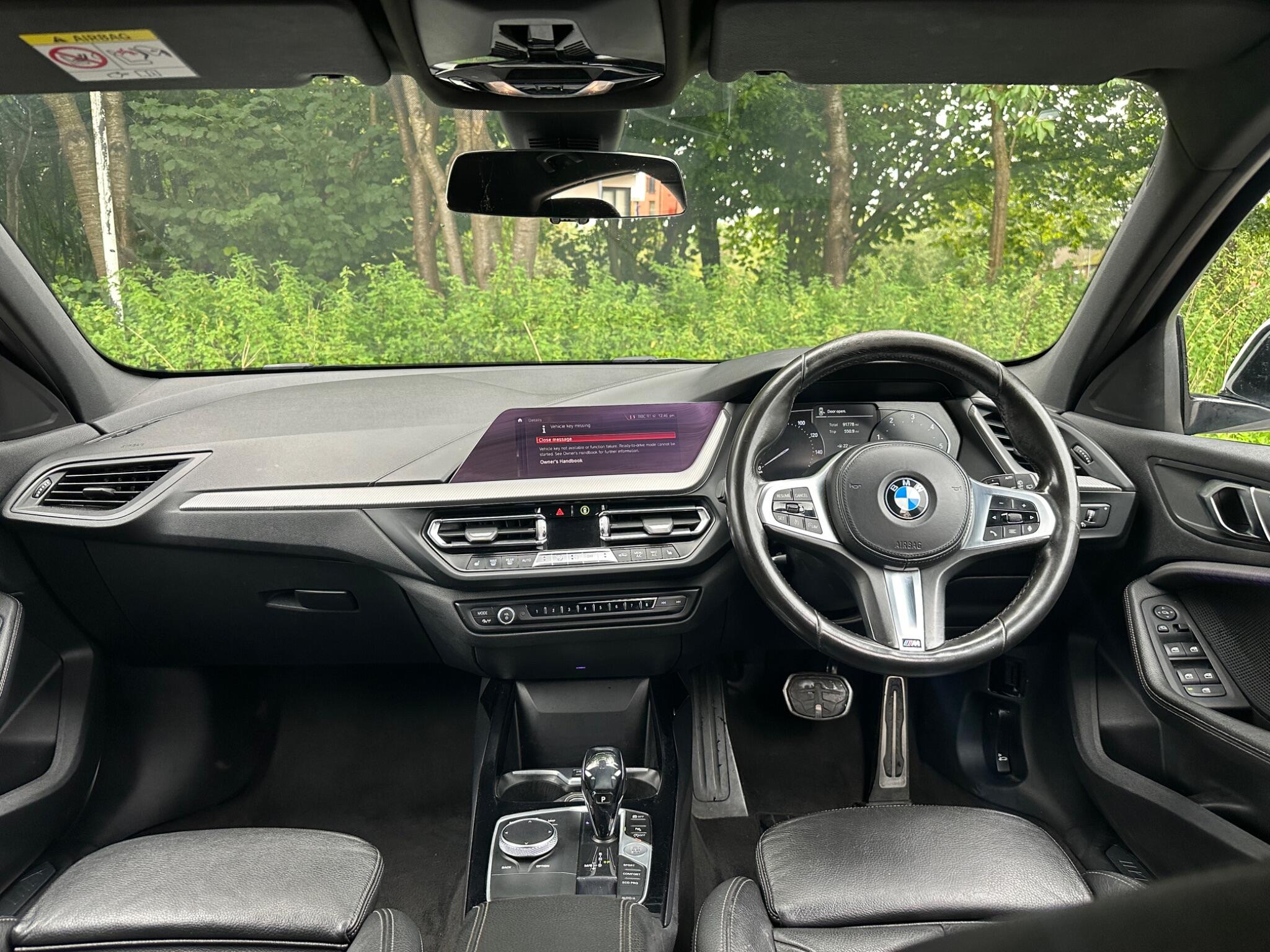 BMW 1 Series view 26