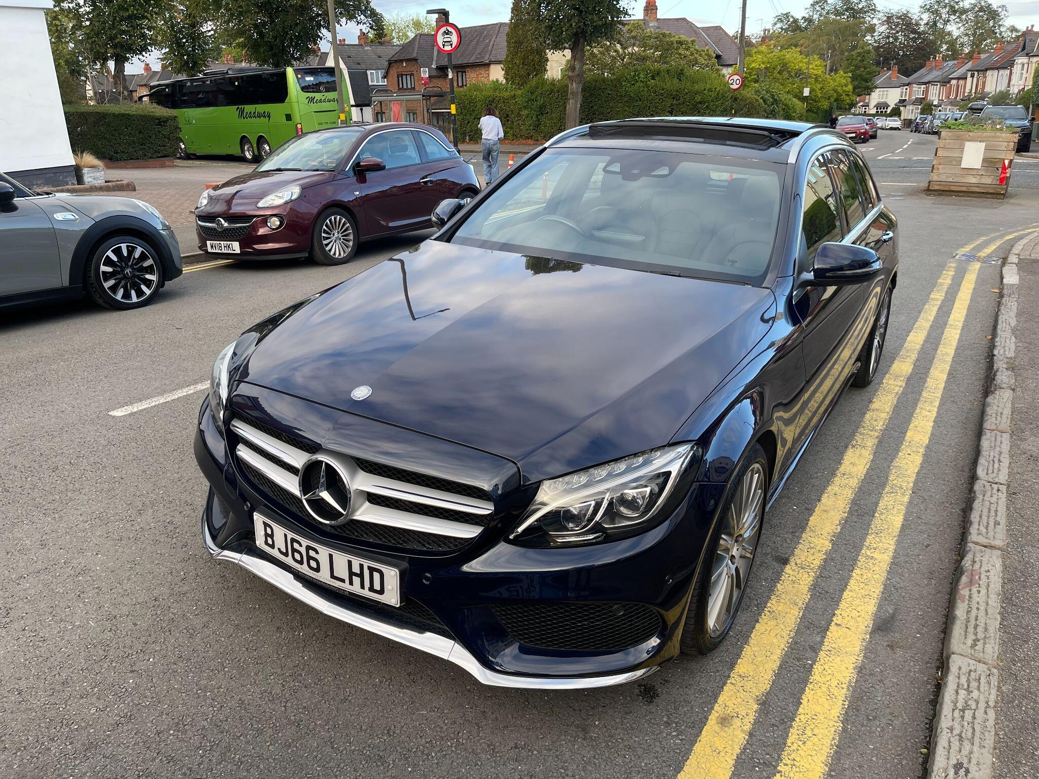 Mercedes-Benz C-Class view 20