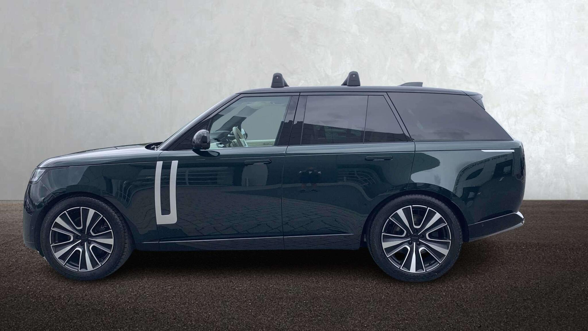 Land Rover Range Rover view 23