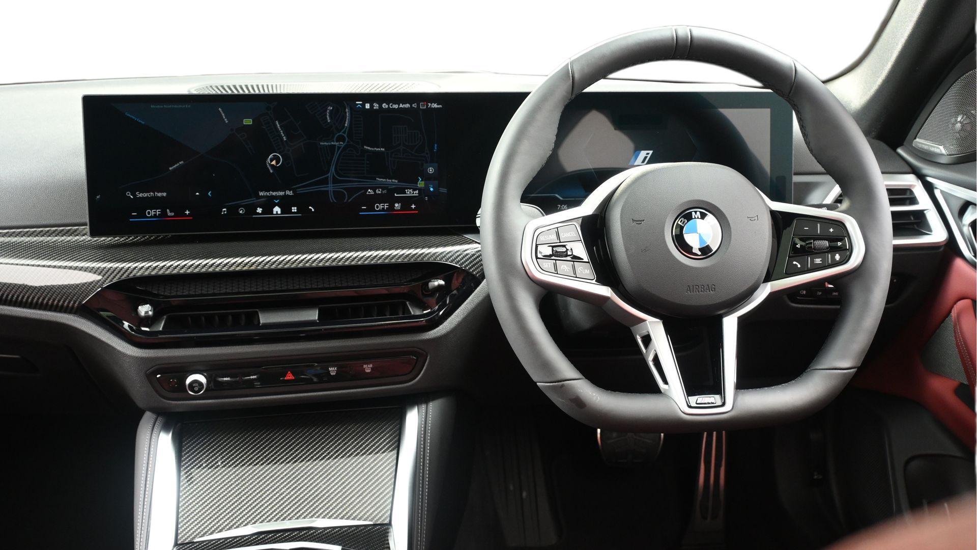 BMW i4 view 5