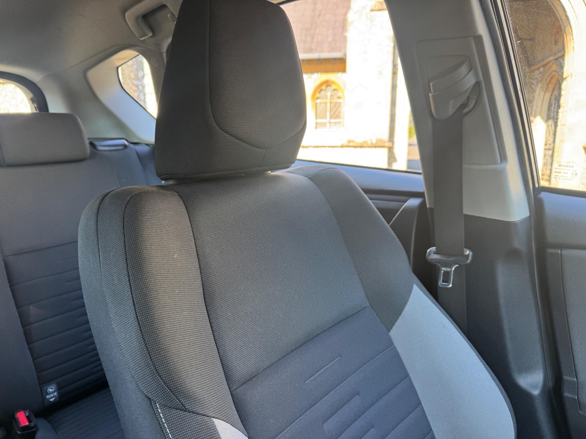 Toyota Auris view 31