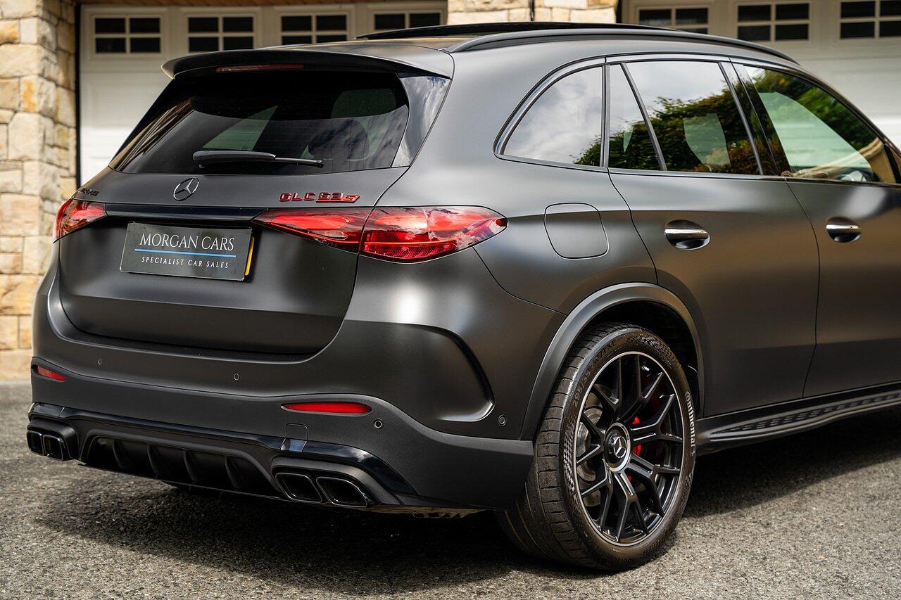 Mercedes-Benz GLC view 15
