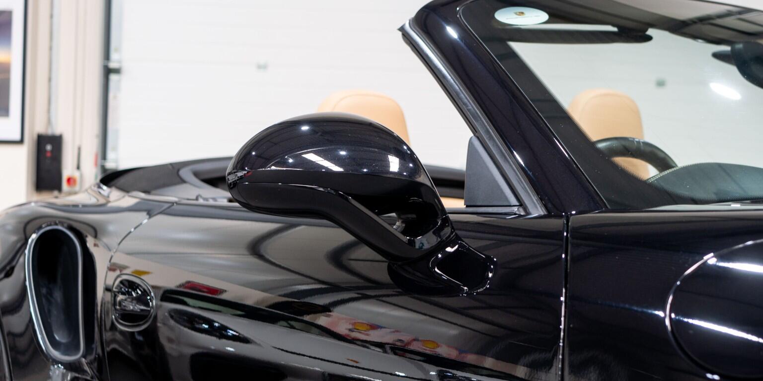 Porsche 911 view 51