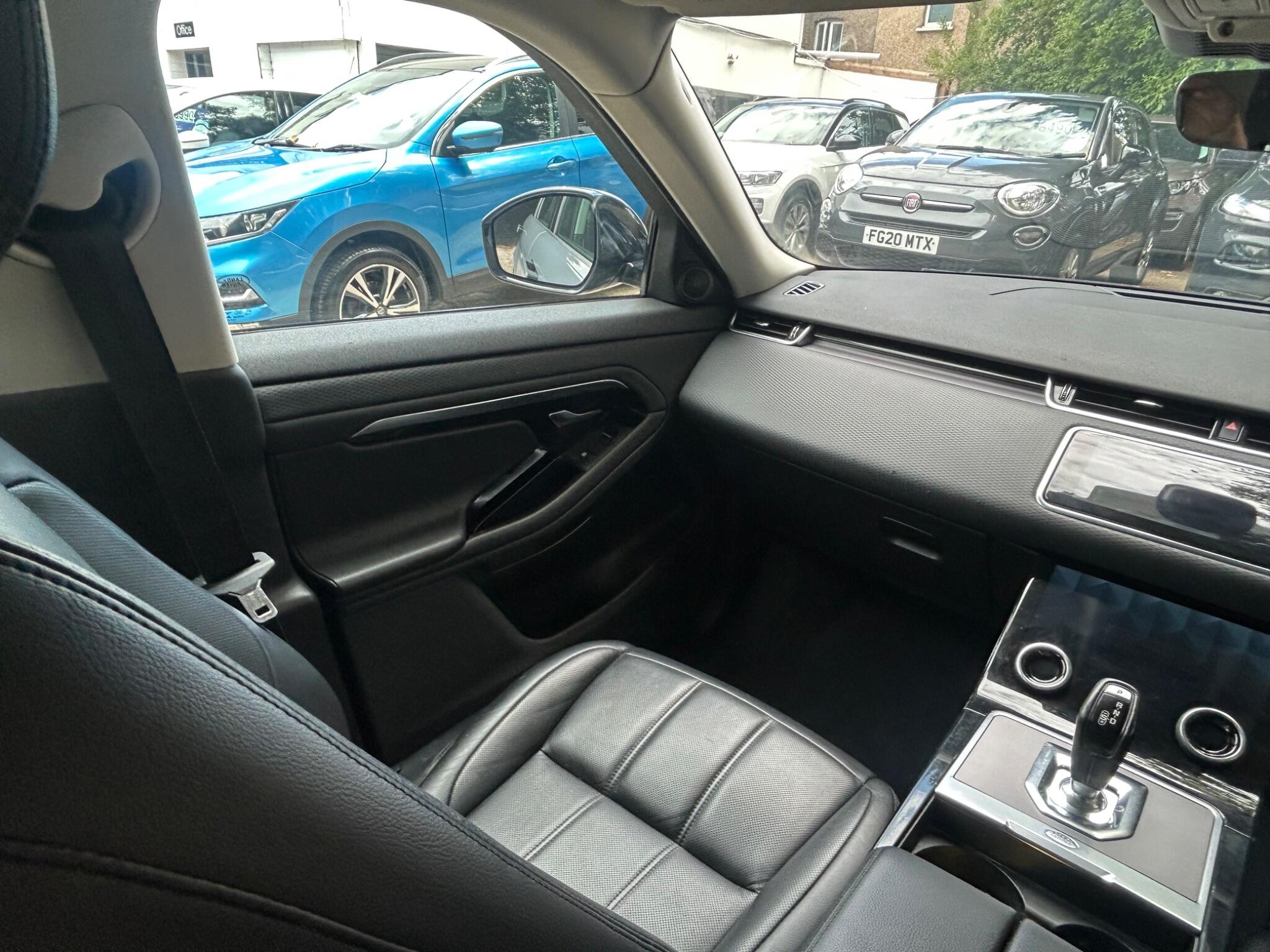 Land Rover Range Rover Evoque view 24