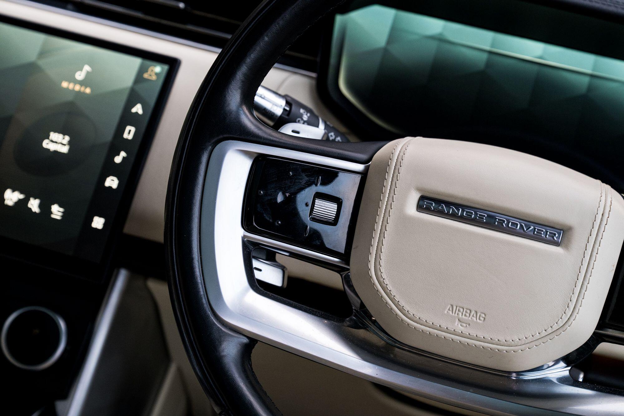 Land Rover Range Rover view 43