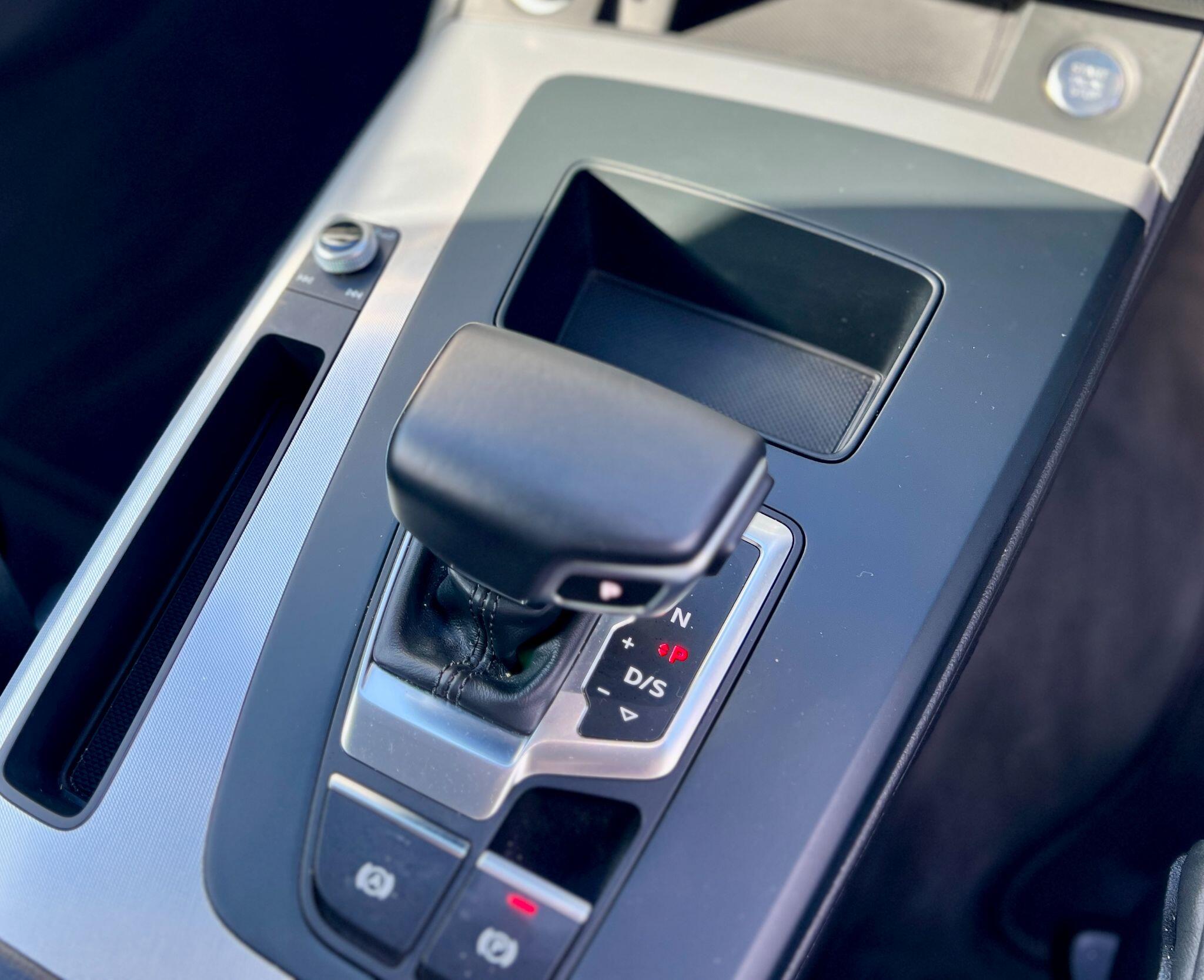 Audi Q5 view 22