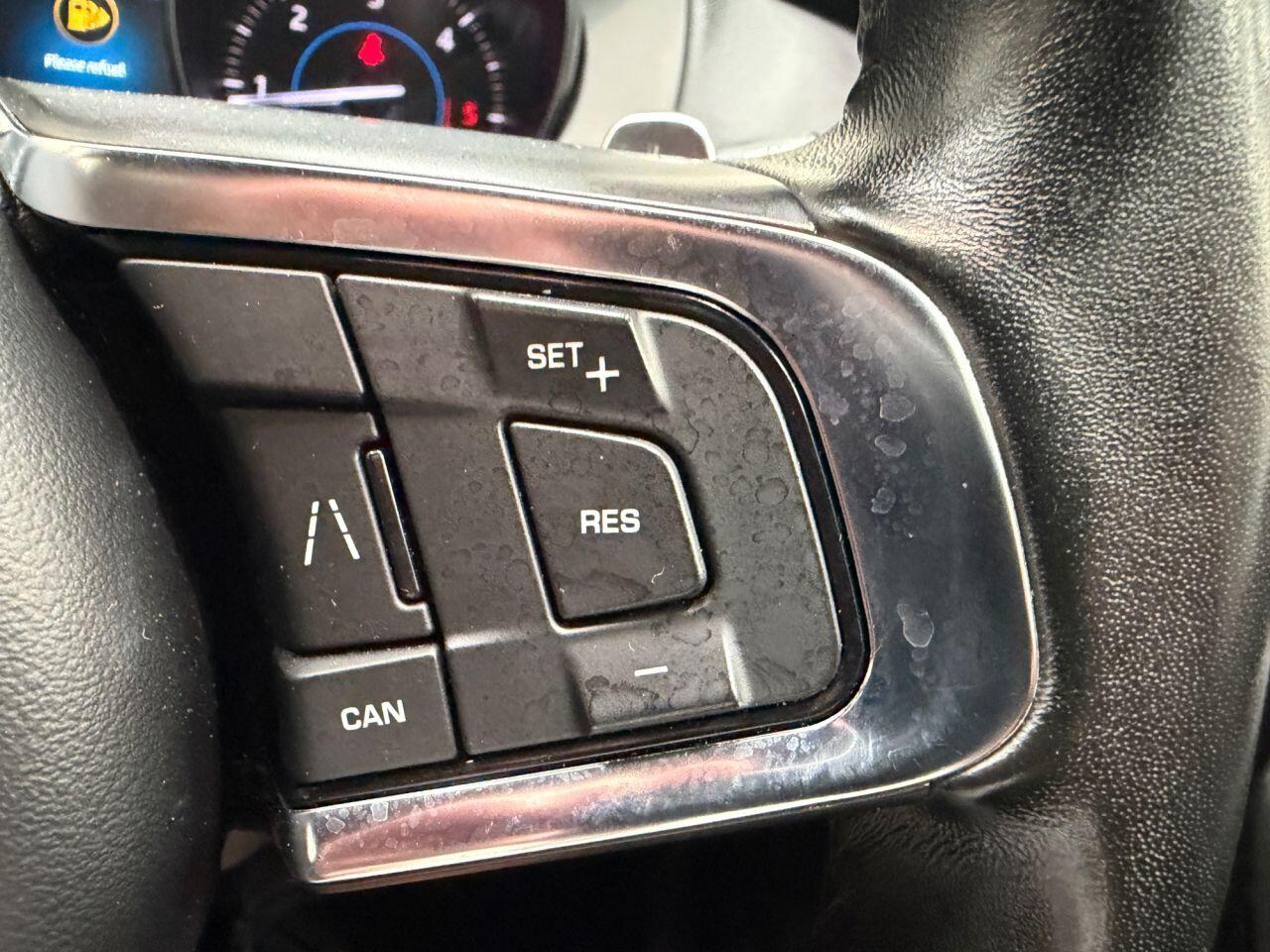 Jaguar F-Pace view 44
