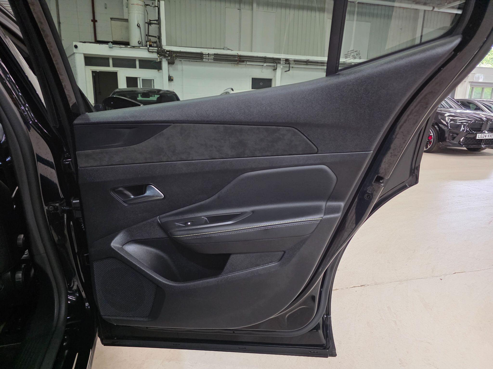Peugeot 408 view 19