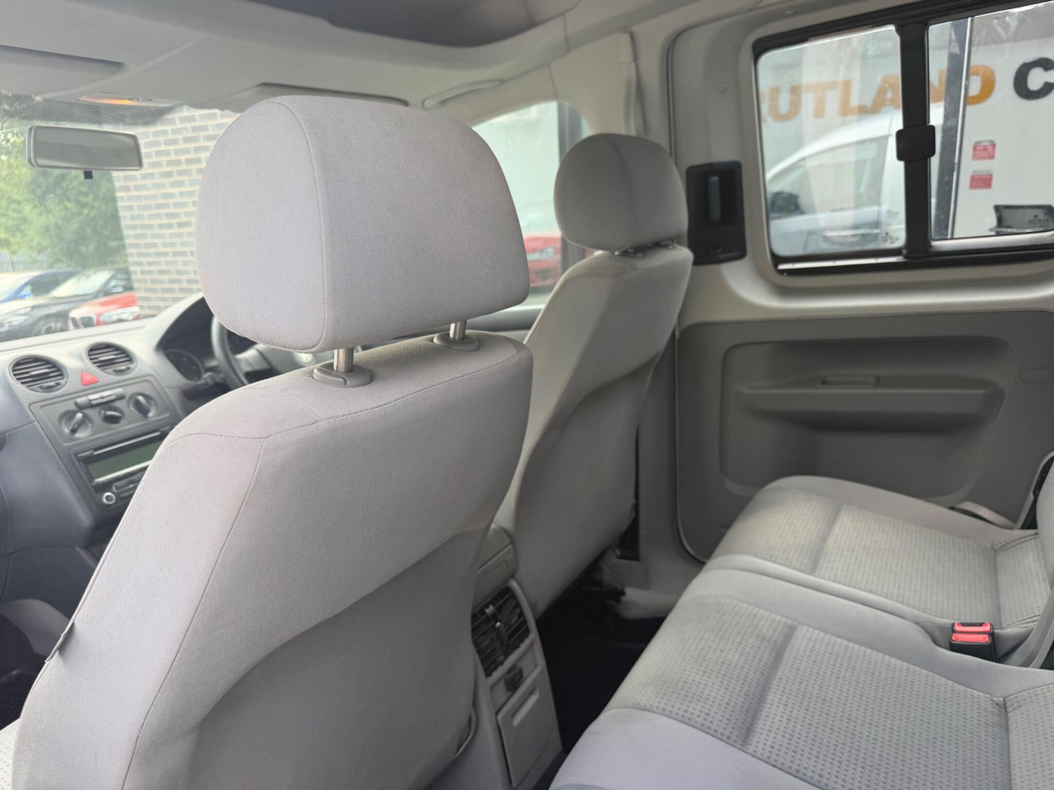 Volkswagen Caddy Maxi Life view 26