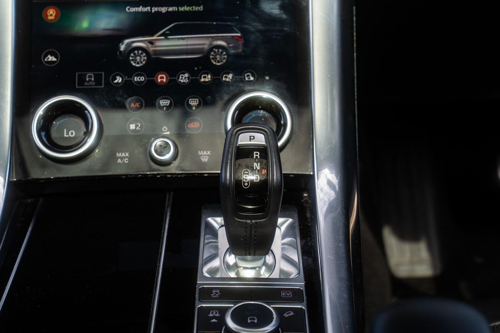 Land Rover Range Rover Sport view 35