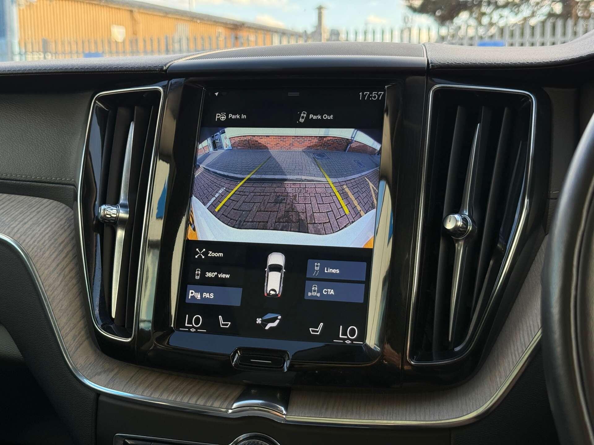 Volvo XC60 view 63