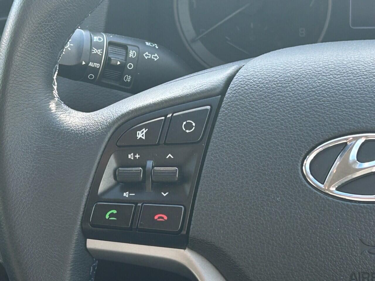 Hyundai Tucson view 26