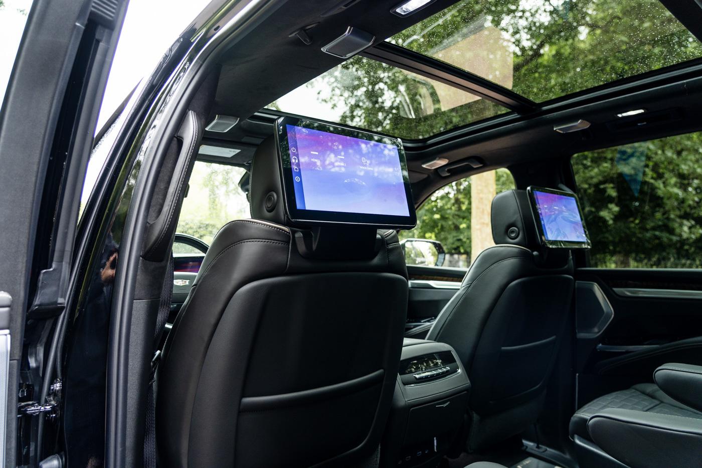 Cadillac Escalade view 44