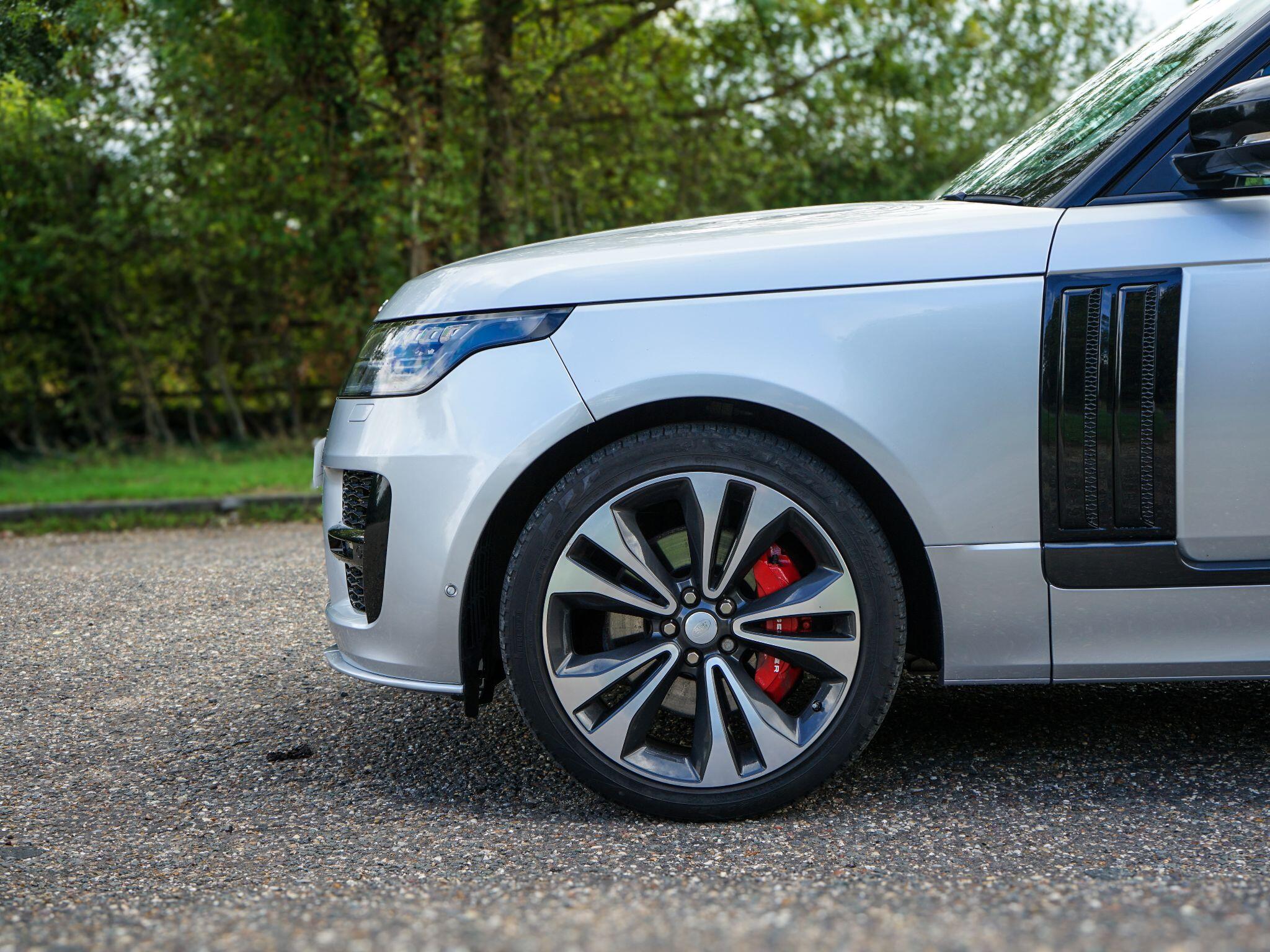 Land Rover Range Rover view 5