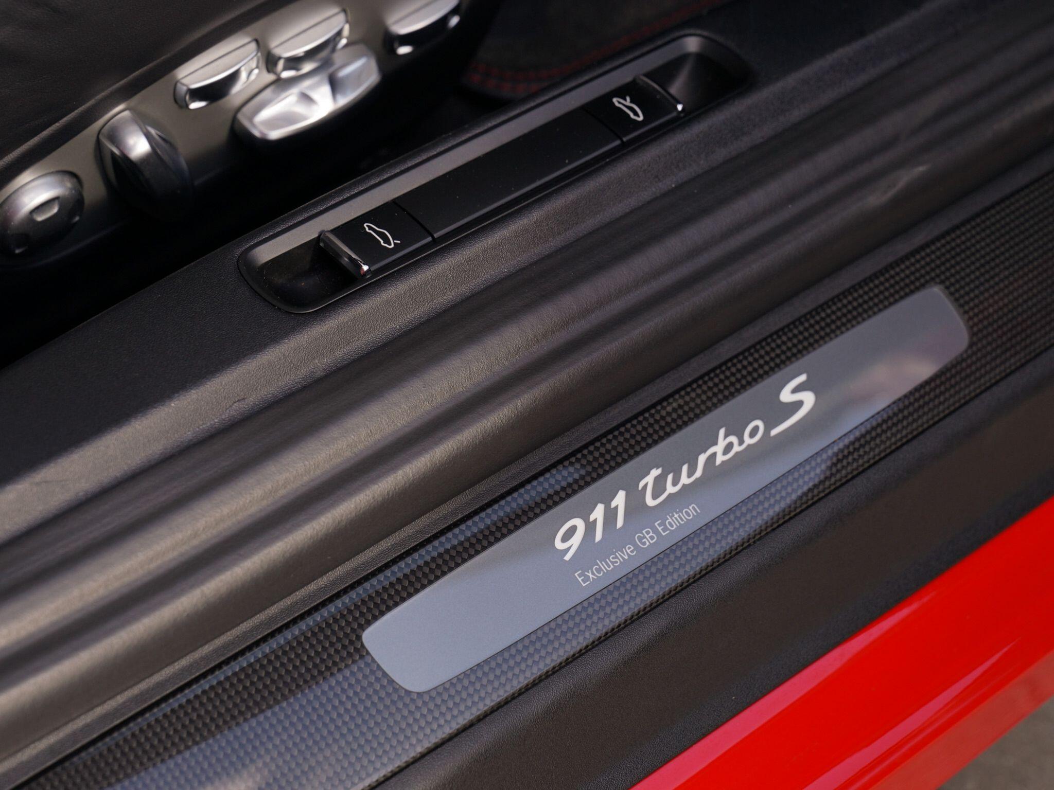 Porsche Cayman view 89
