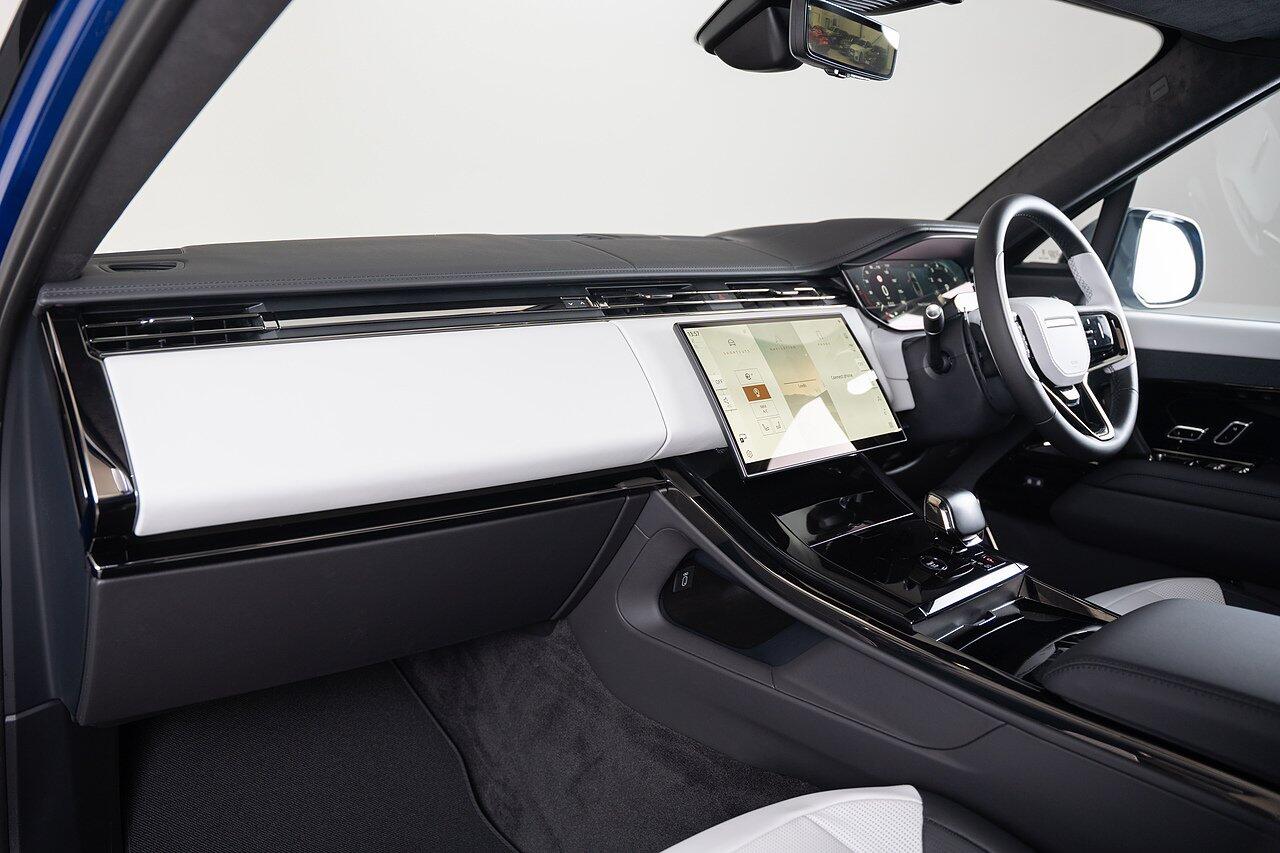 Land Rover Range Rover Sport view 20