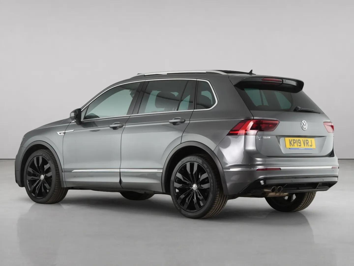 Volkswagen Tiguan view 8