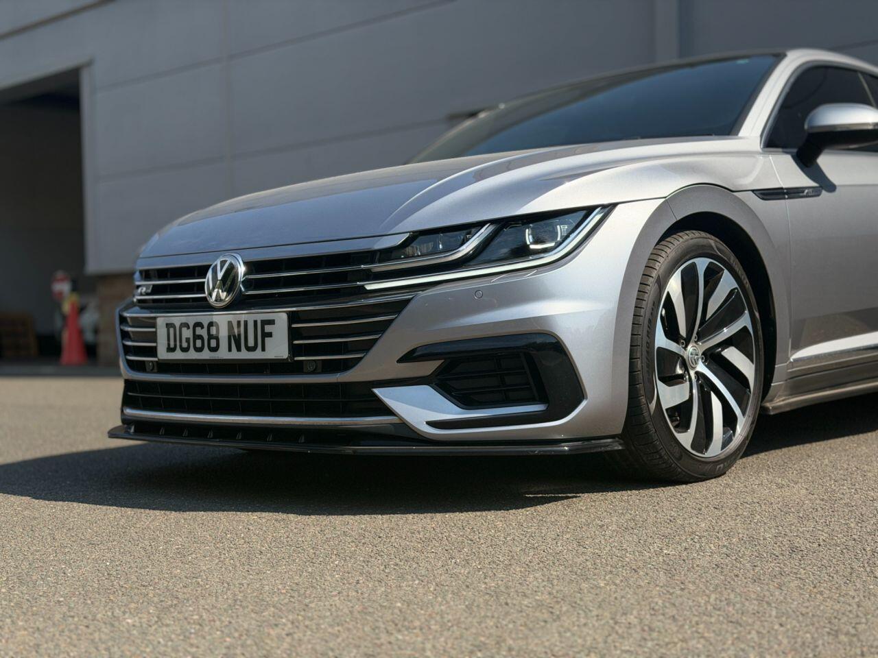 Volkswagen Arteon view 60
