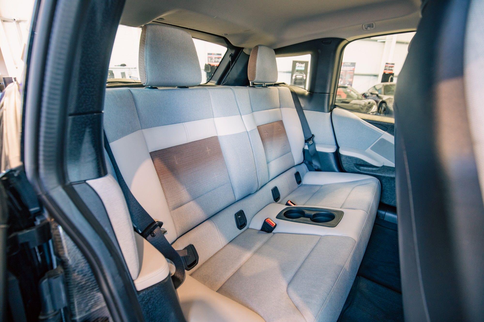 BMW I3 view 9