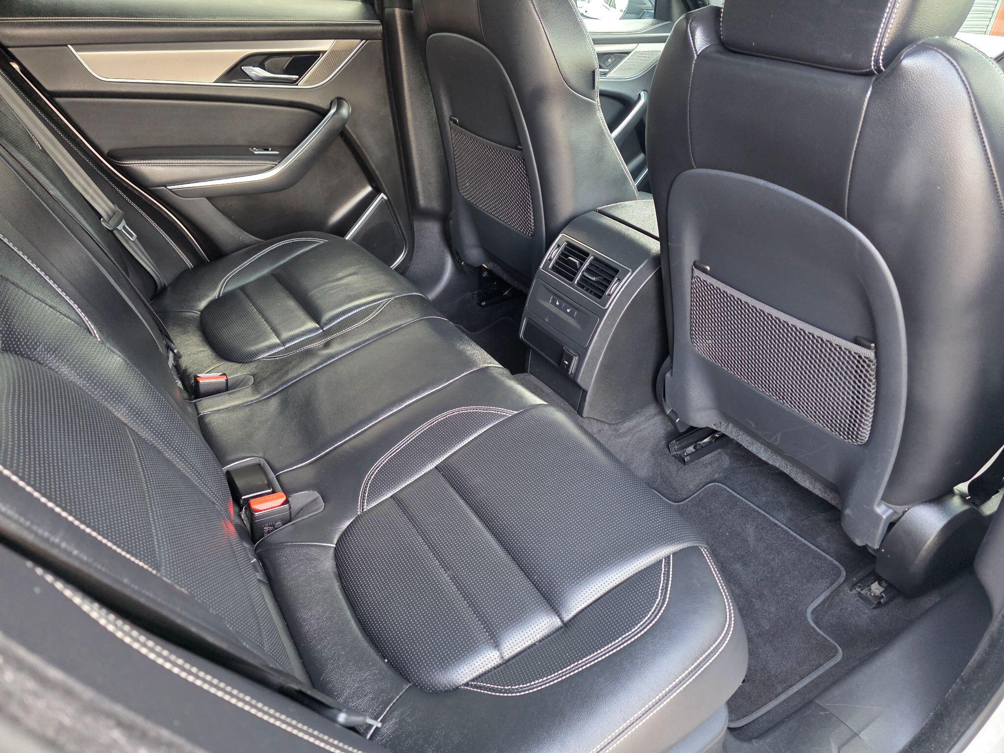 Jaguar F-Pace view 12