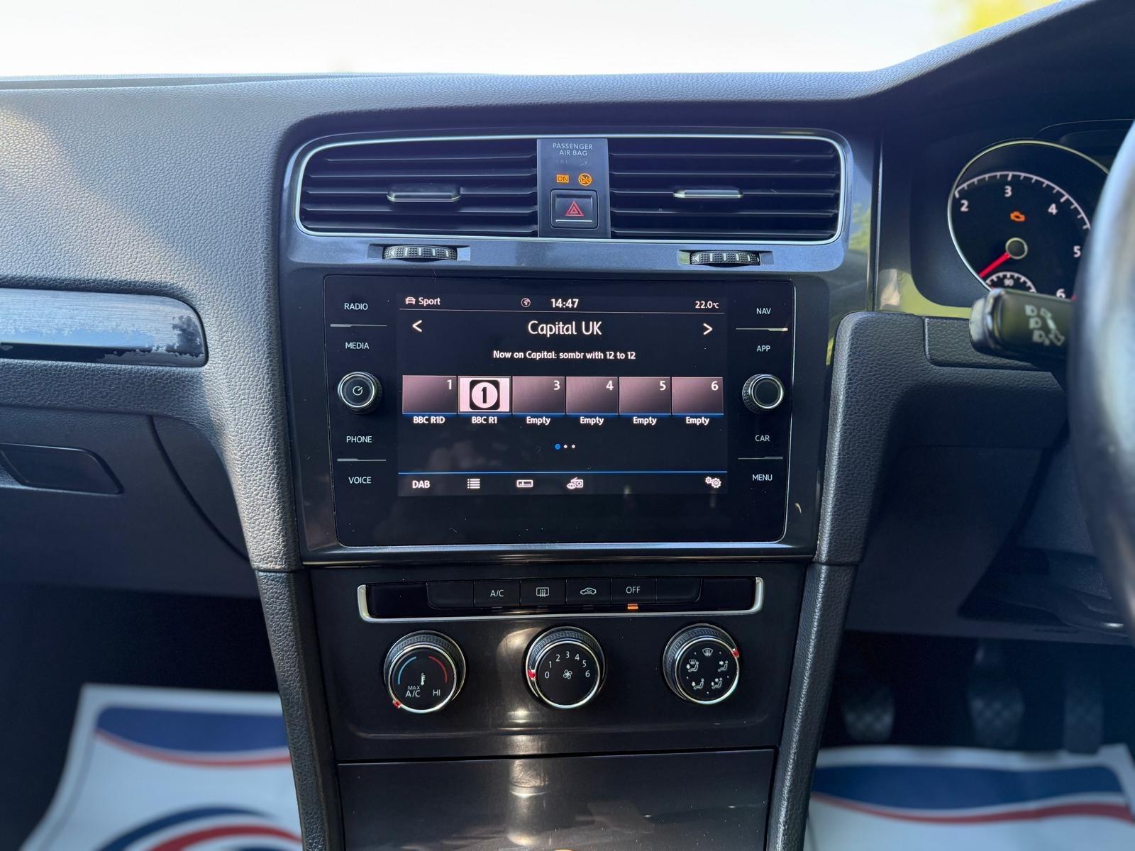 Volkswagen Golf view 39