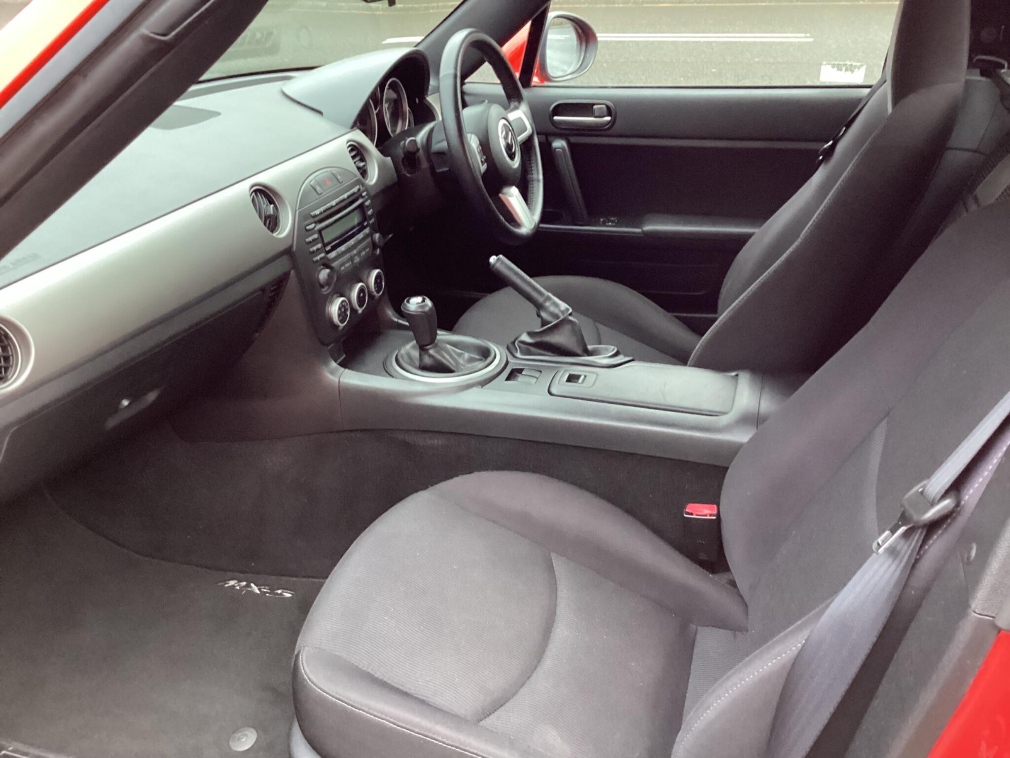 Mazda MX-5 view 20