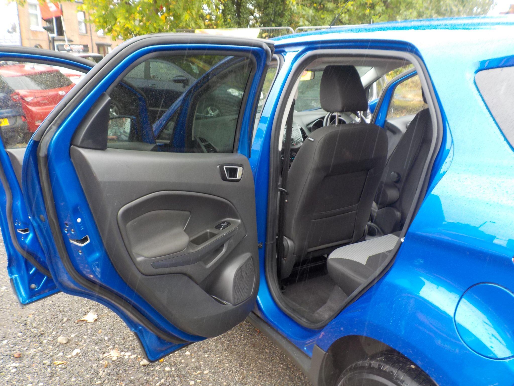 Ford EcoSport 1.5 Zetec 2WD Euro 5 5dr