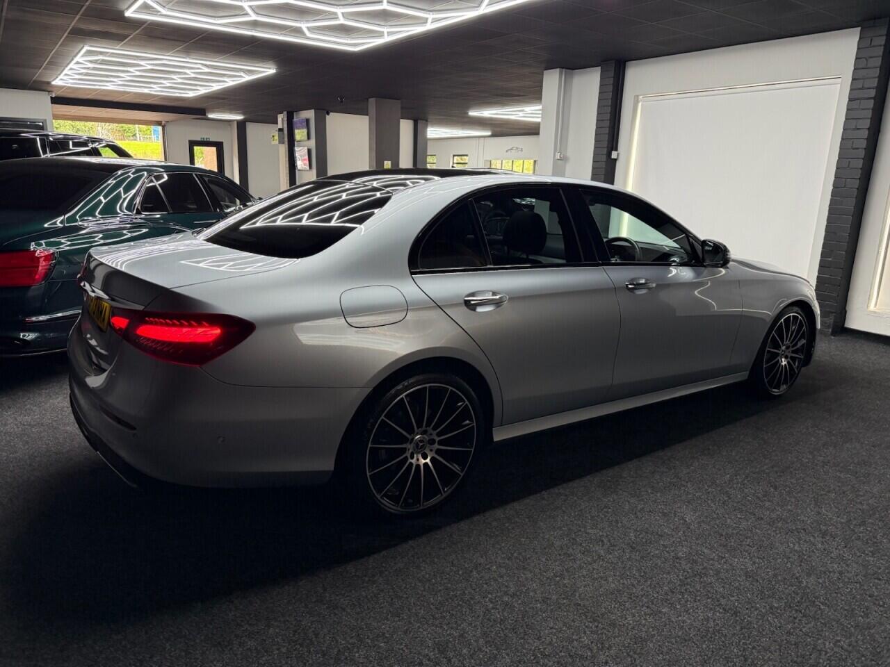 Mercedes-Benz E-Class view 16