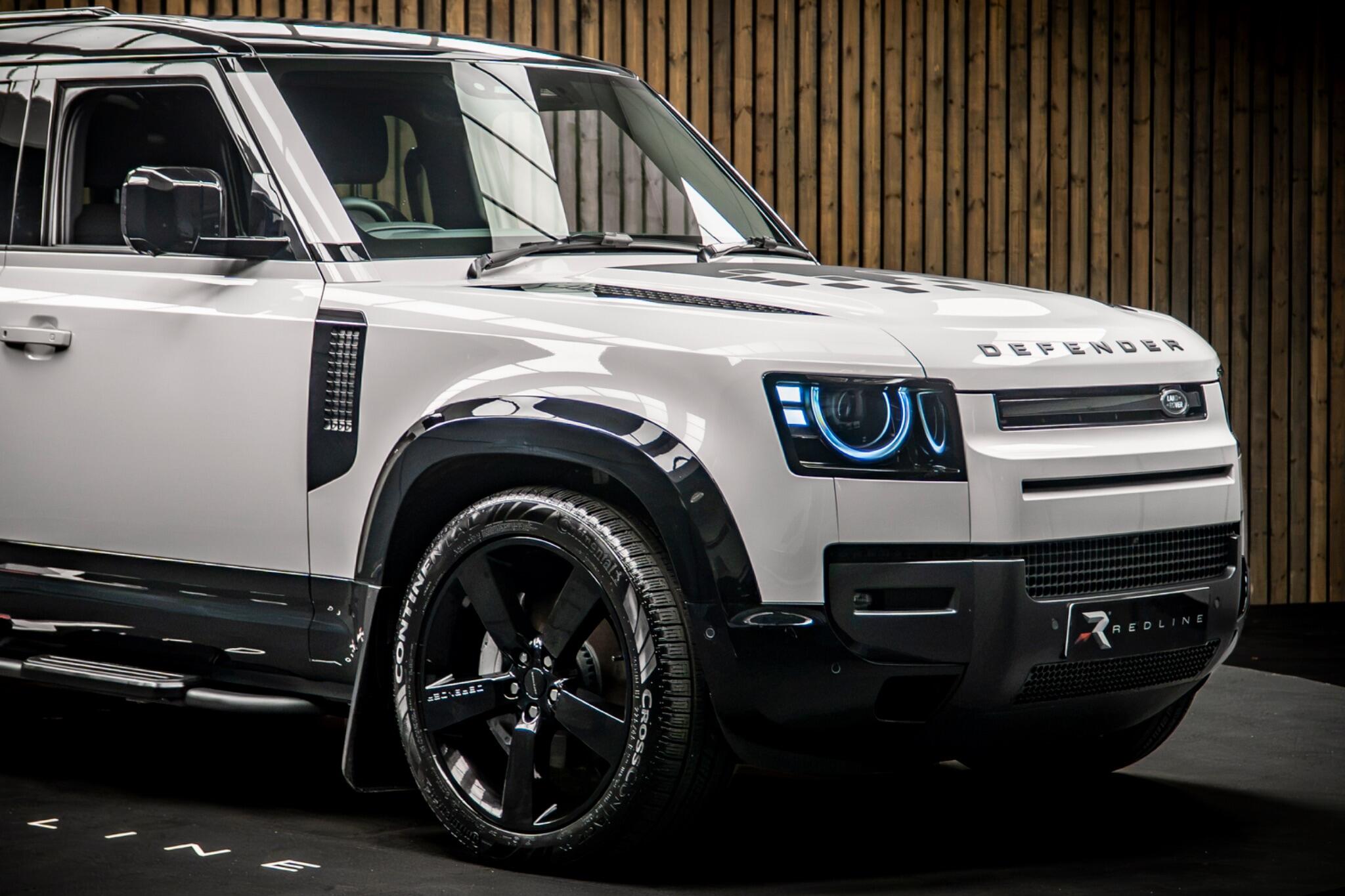 Land Rover Defender view 10