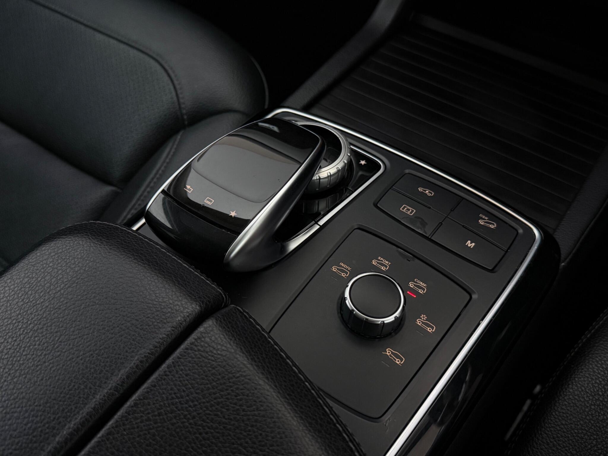 Mercedes-Benz GLE view 20