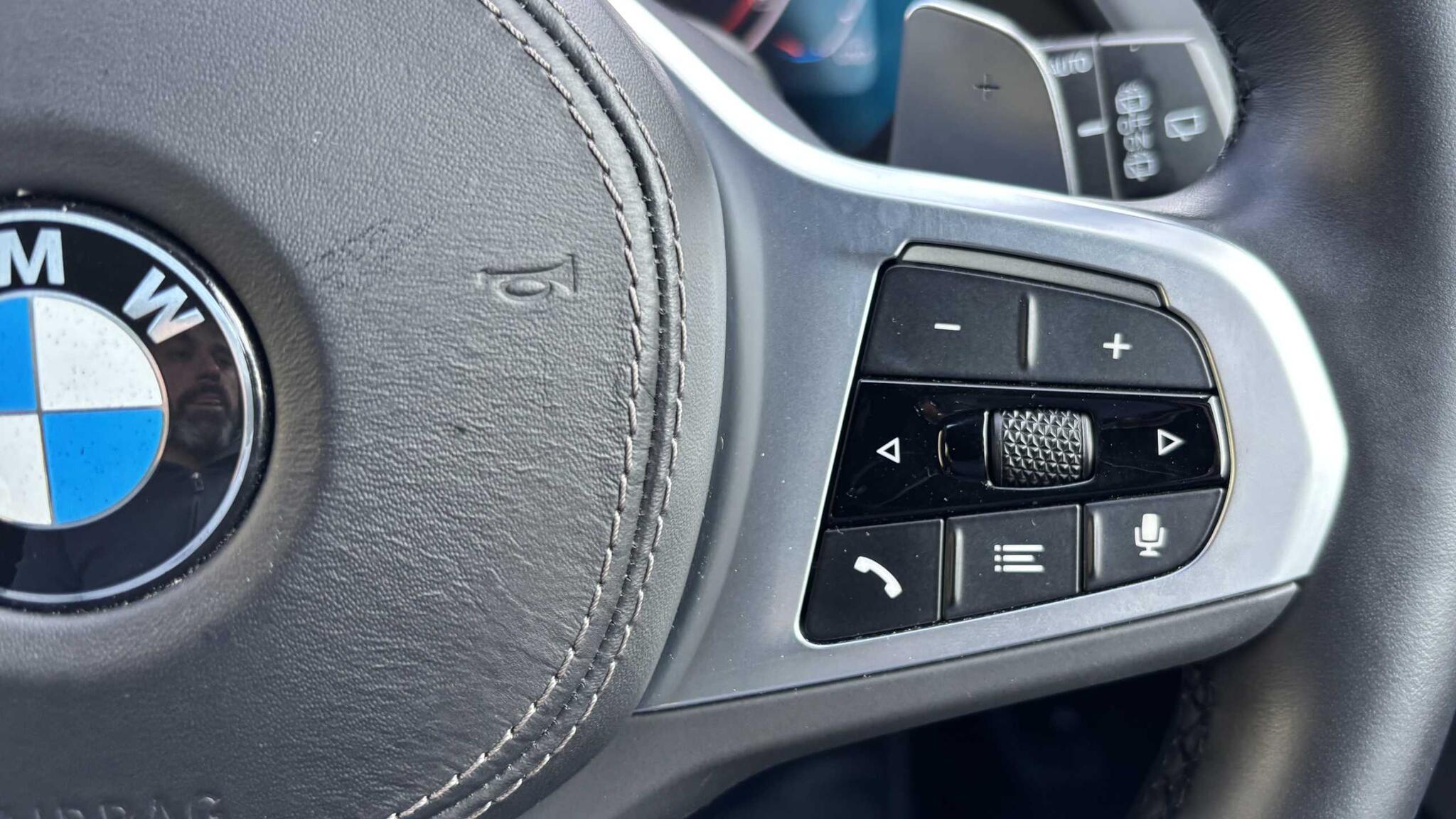 BMW X5 view 20
