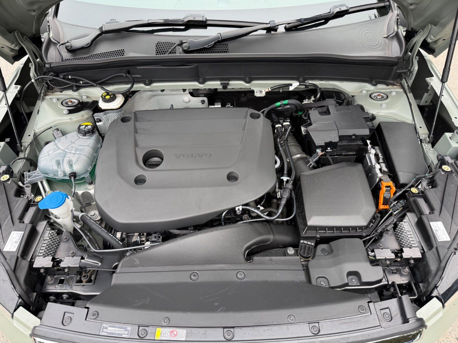 Volvo XC40 view 65