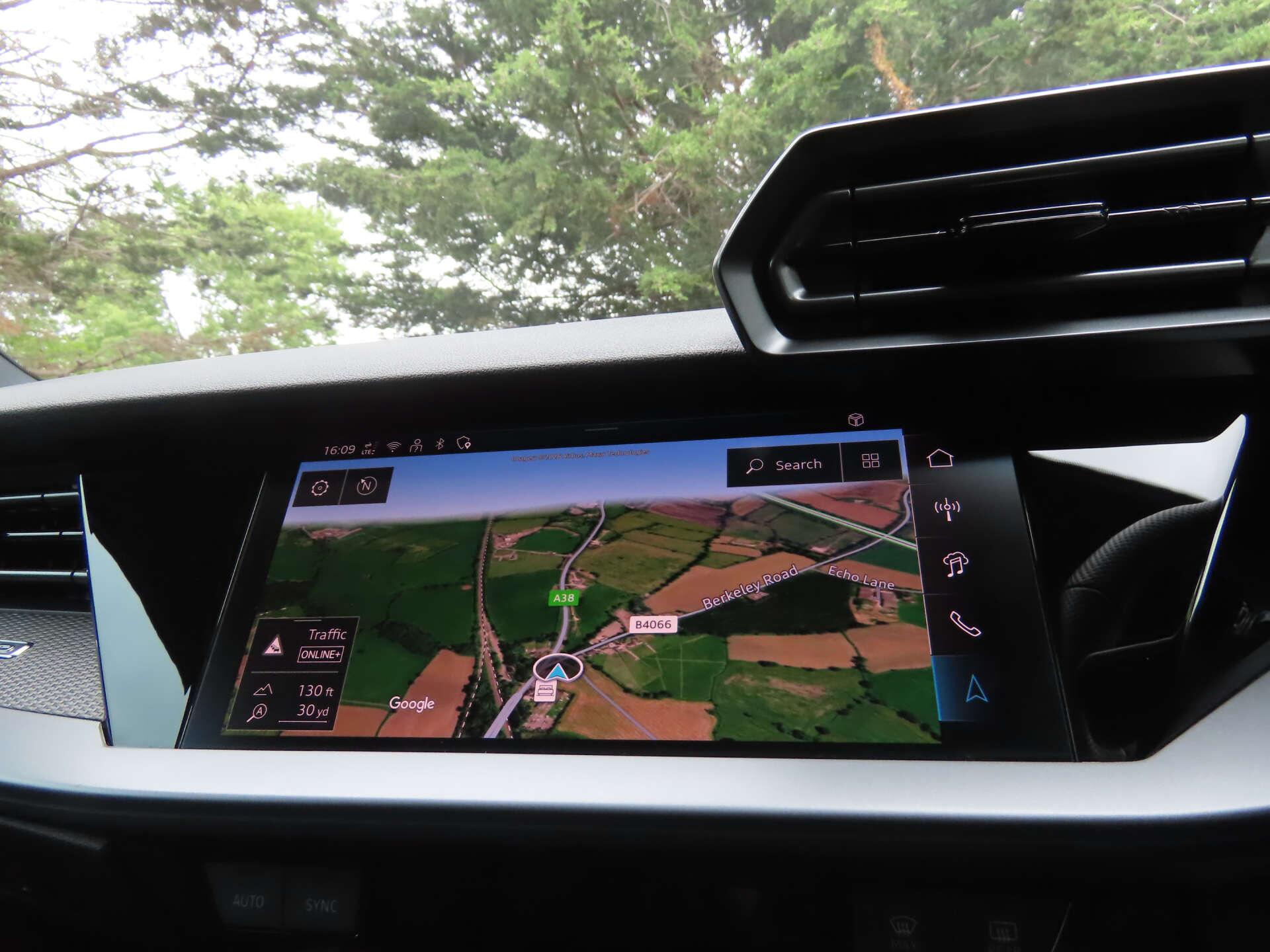 Audi RS3 view 13