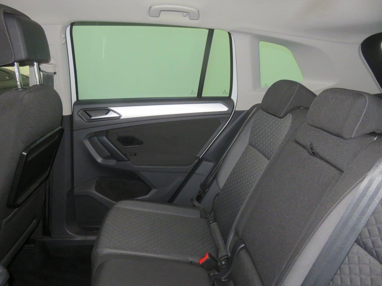 Volkswagen Tiguan view 49