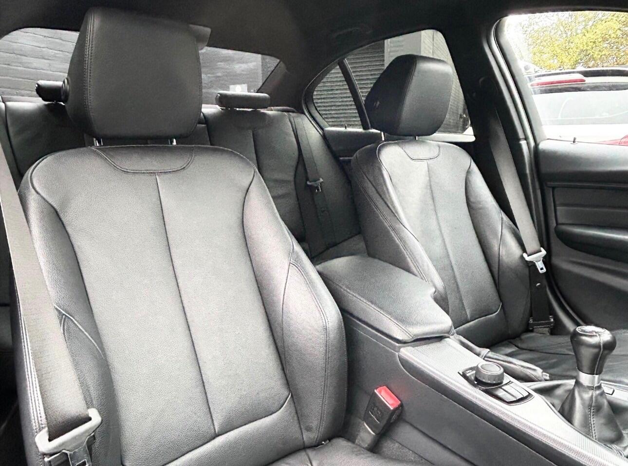 BMW 3 Series view 26