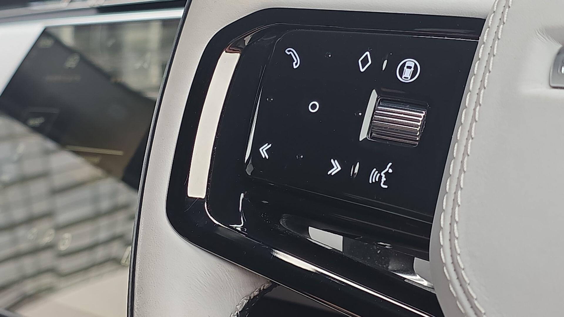 Land Rover Range Rover Sport view 34