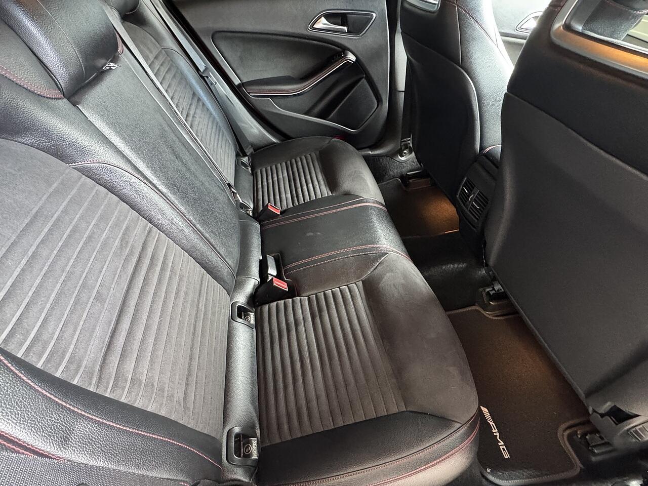 Mercedes-Benz Cla view 14