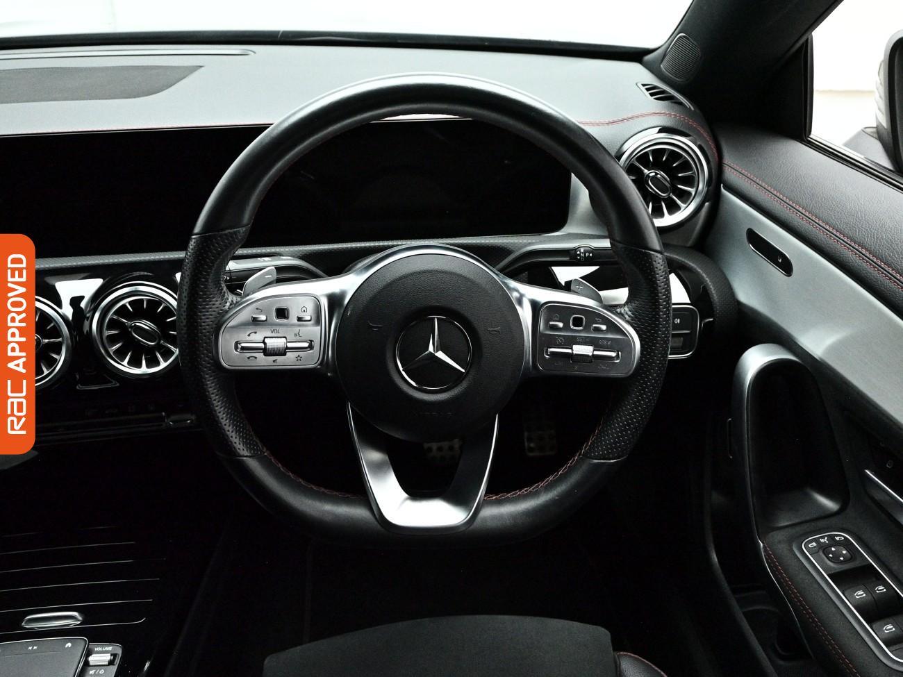 Mercedes-Benz Cla view 10