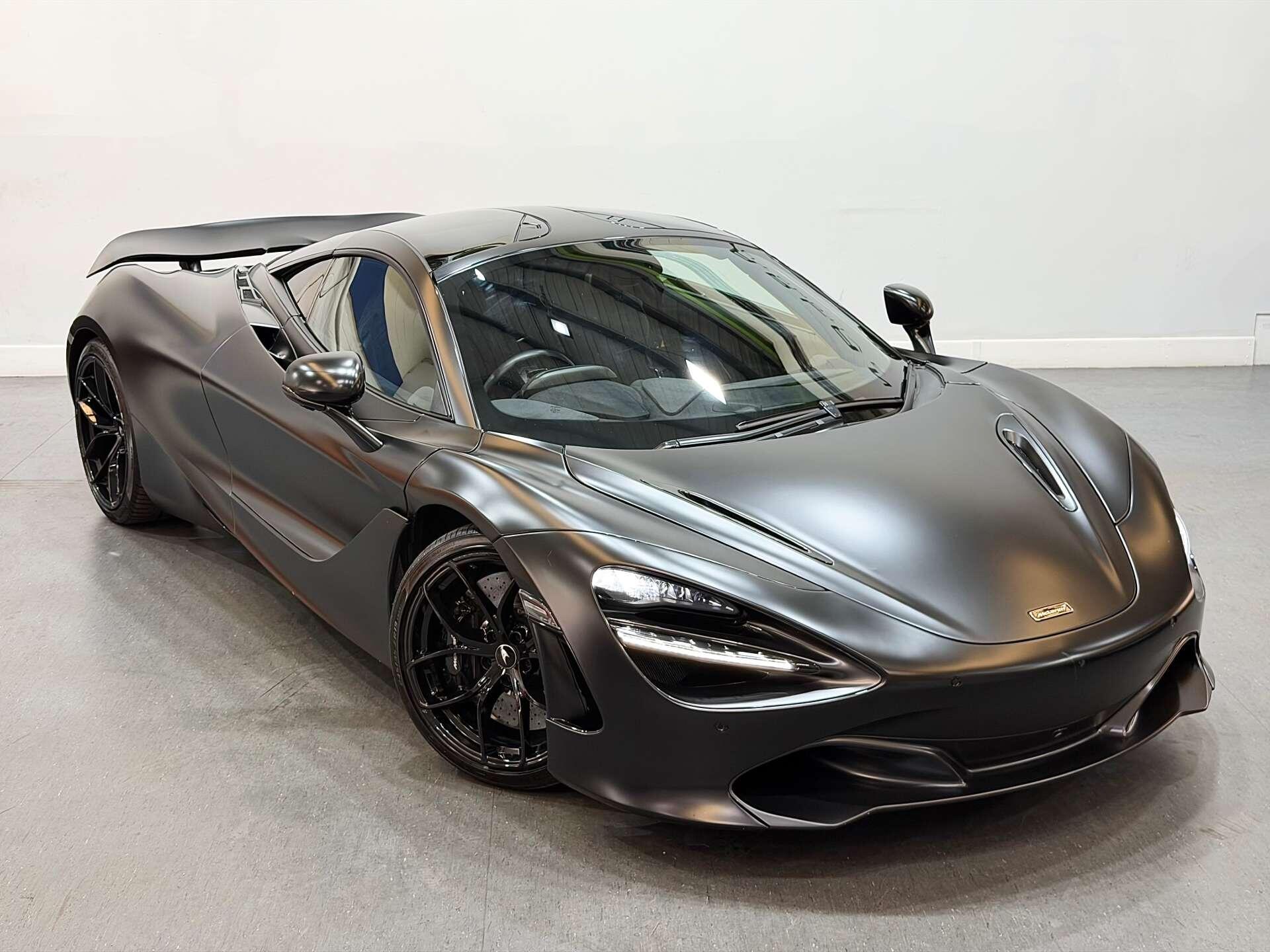 Mclaren 720s view 8