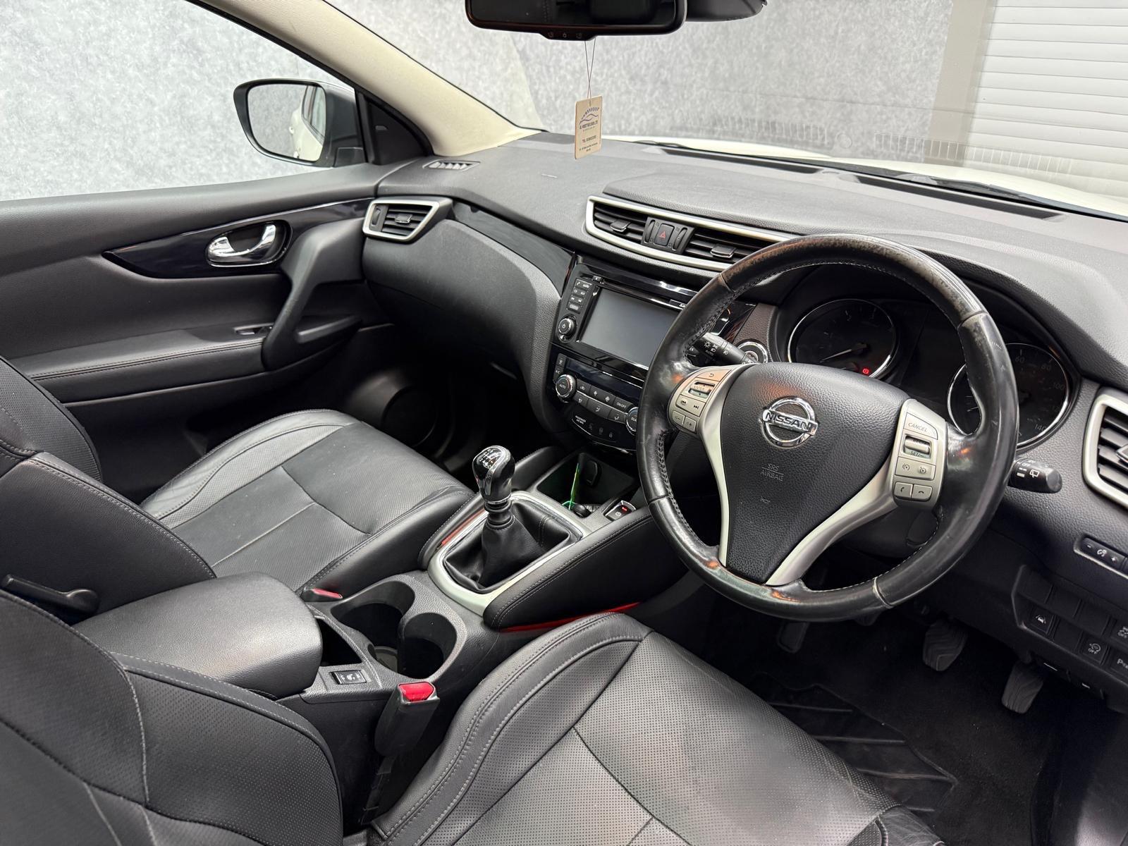 Nissan Qashqai view 2