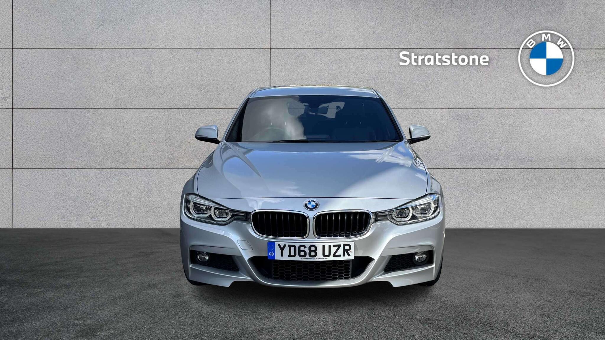 BMW 3 Series view 16