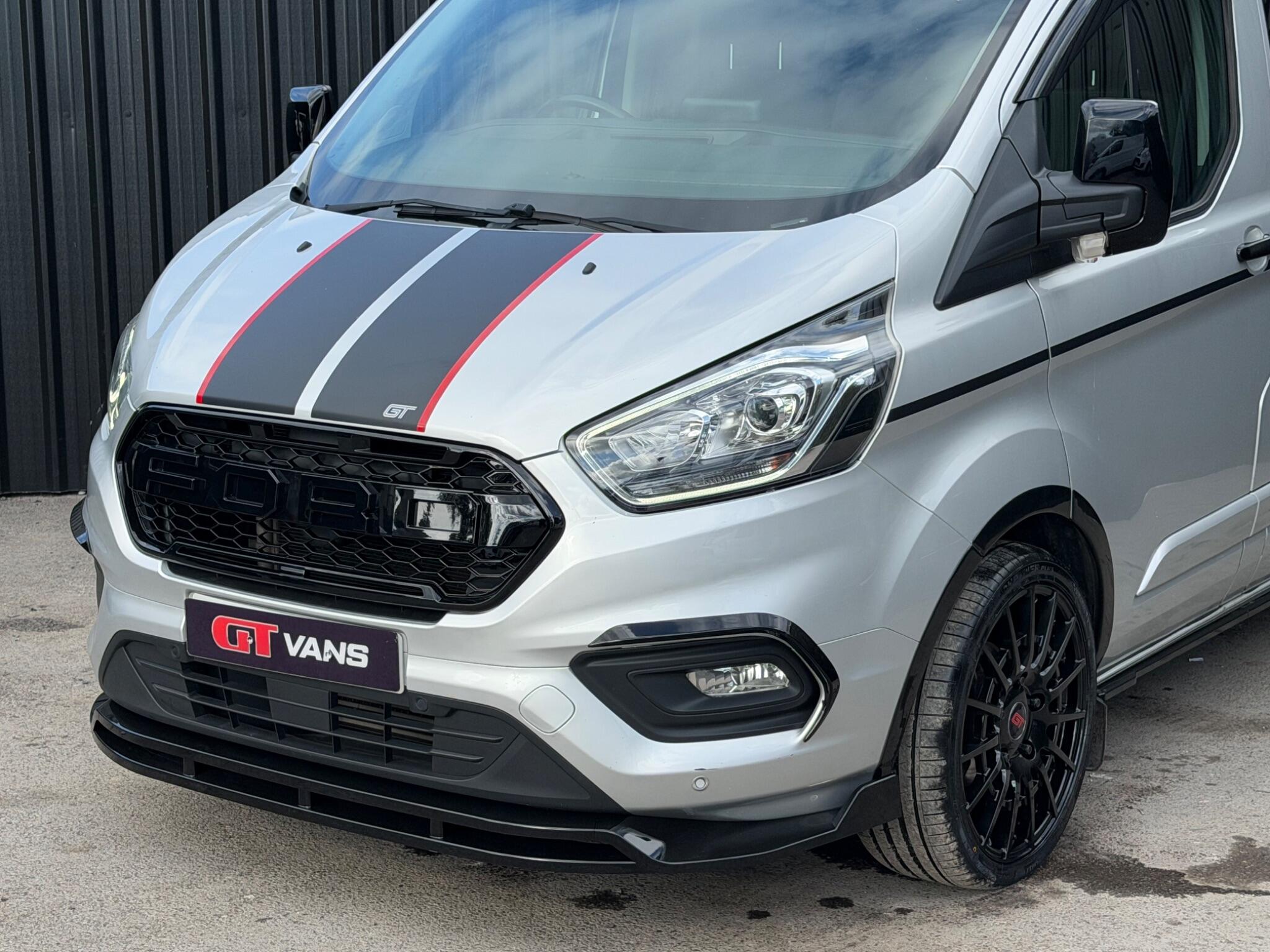 Ford Transit Custom view 29