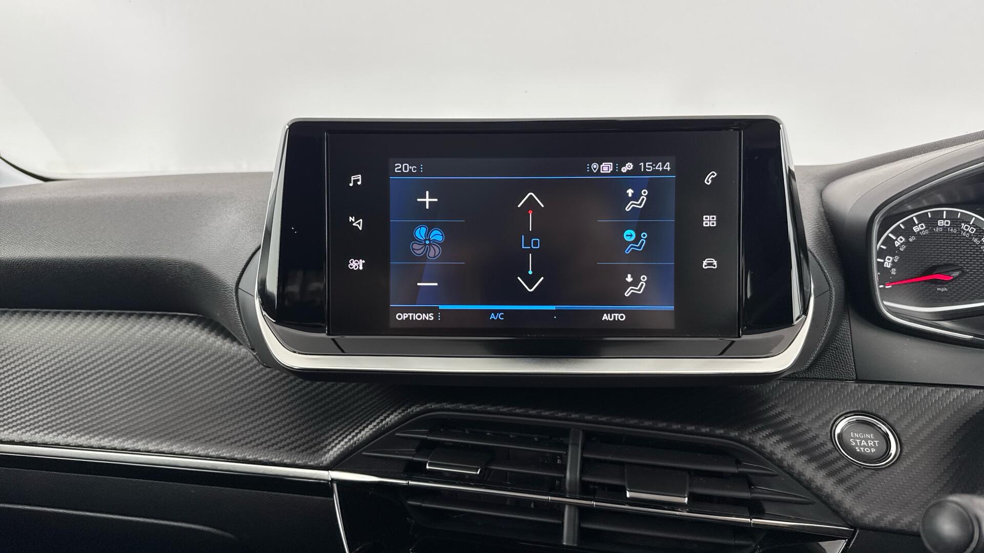 Peugeot 2008 view 29