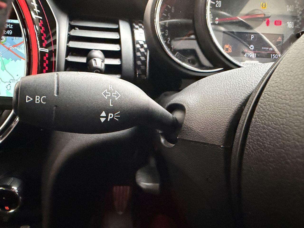 Mini Cooper view 39