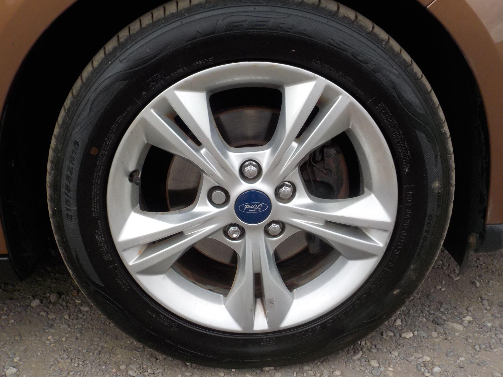 Ford Focus 1.6 TDCi Zetec Euro 5 (s/s) 5dr