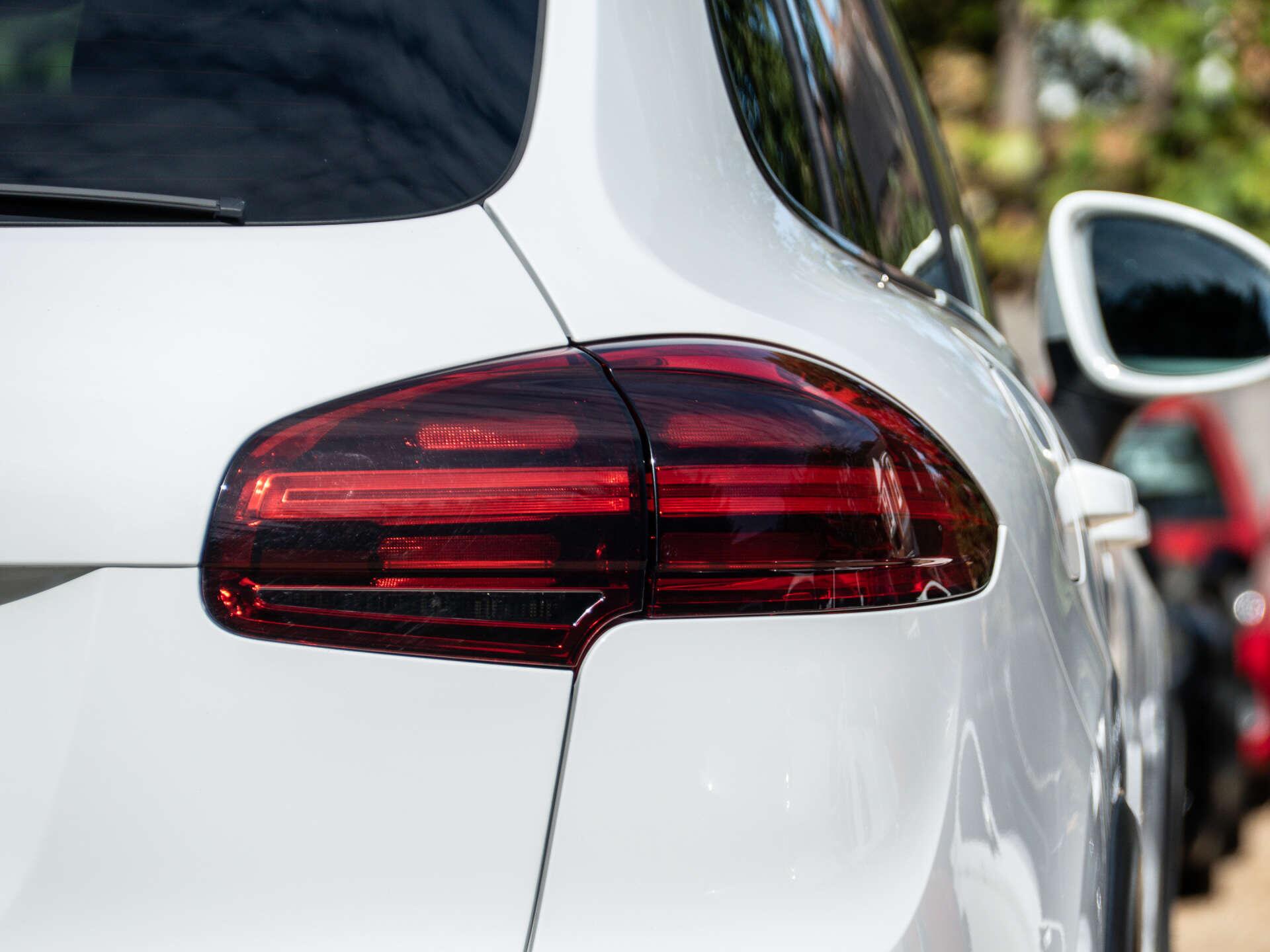 Porsche Cayenne view 18