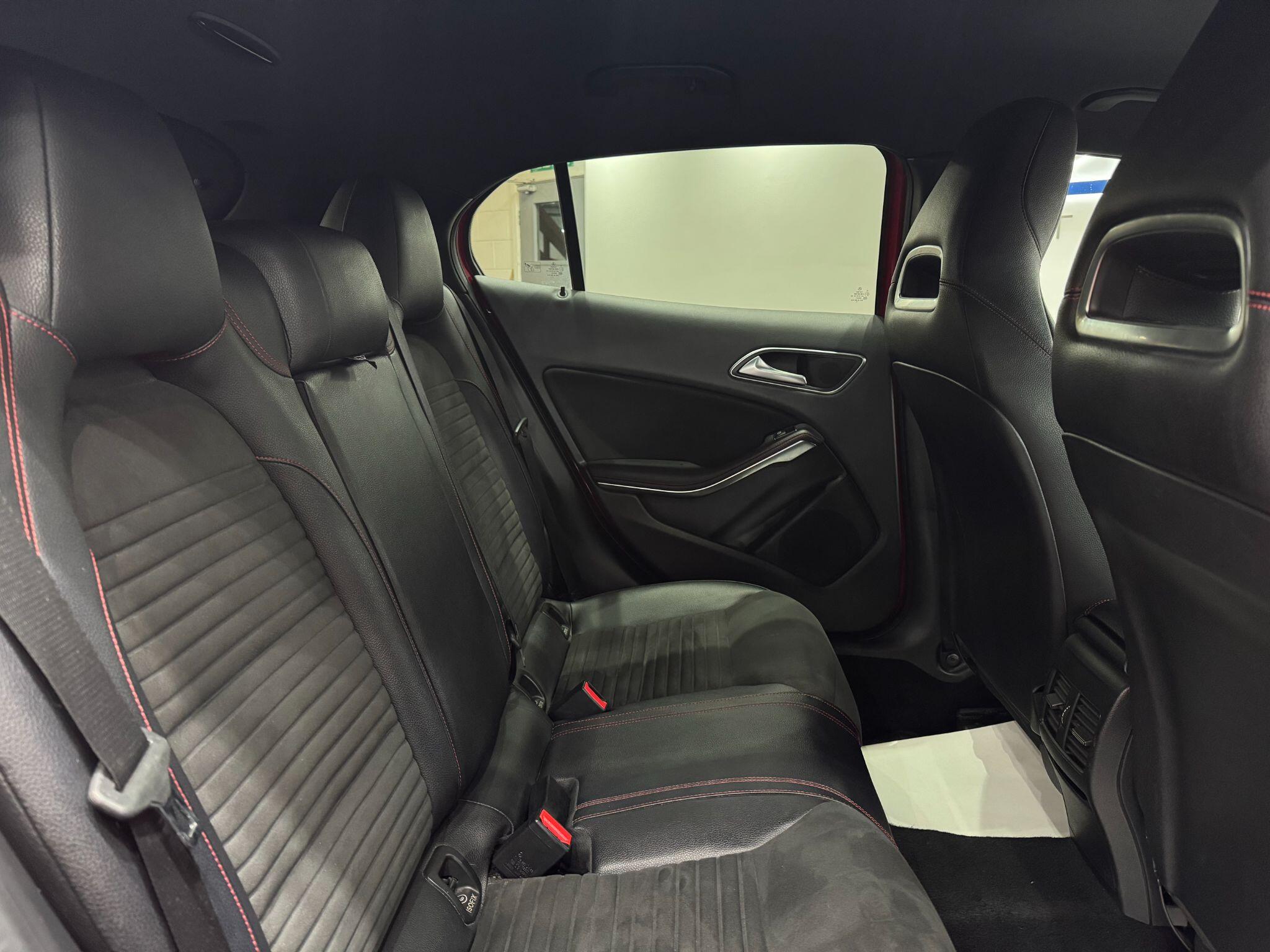 Mercedes-Benz Gla view 50