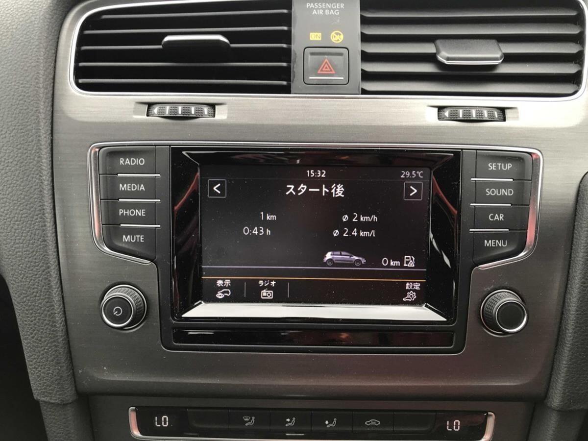 Volkswagen Golf view 21