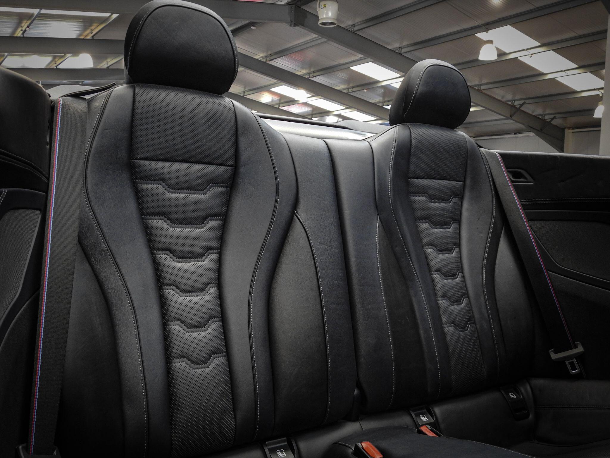 BMW 8 Series view 41