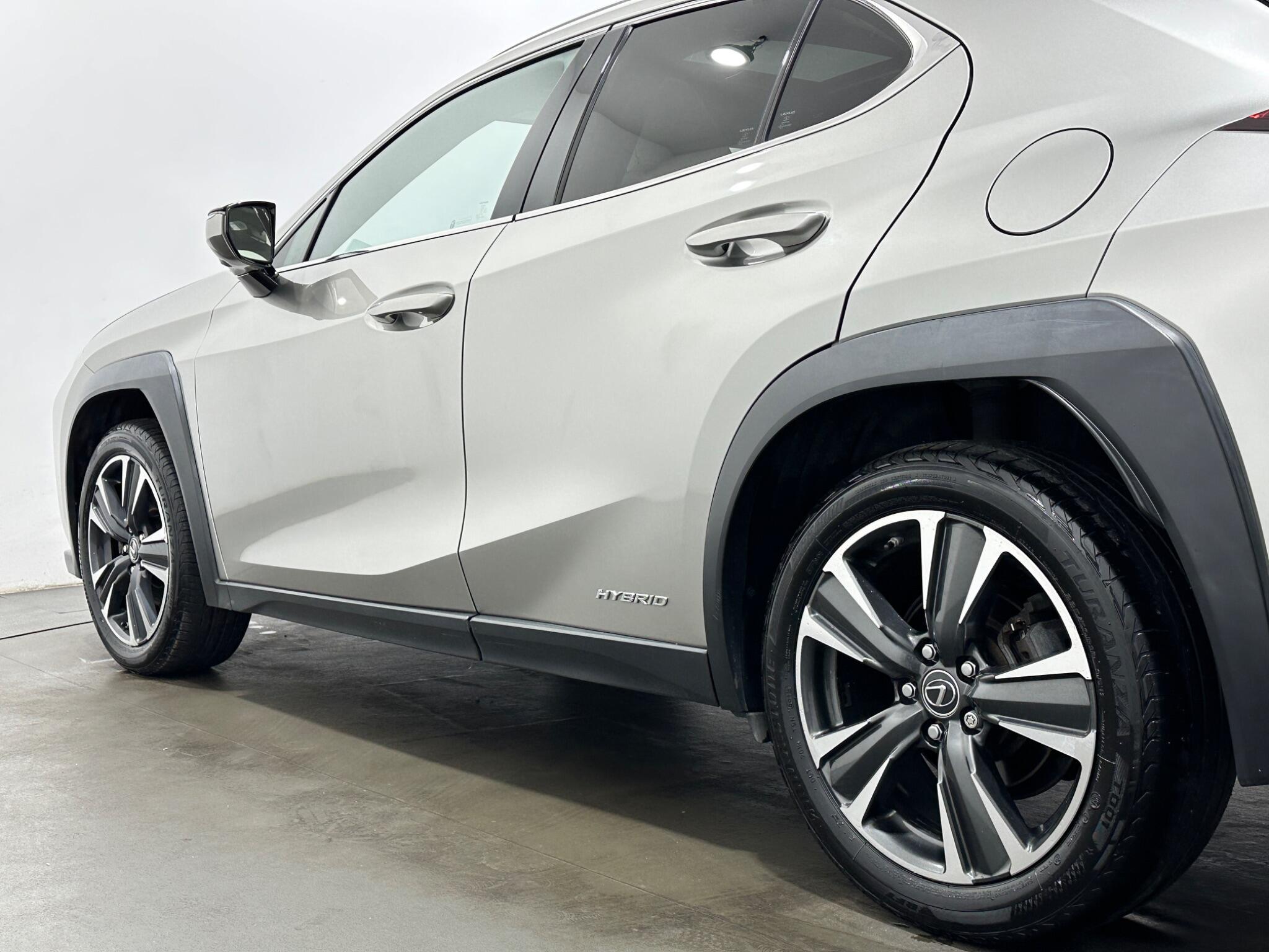 Lexus UX view 50